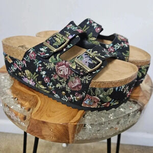 New! Corkys Black Brocade Floral Platform Flatform Sandals